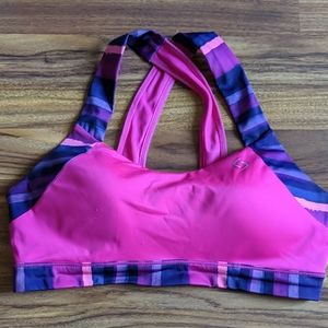 Brooks Uplift Crossback